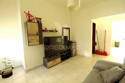 Moradia t2+2 na baixa de olhão