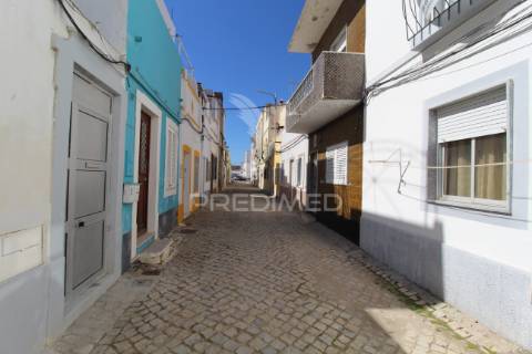 Moradia t2+2 na baixa de olhão