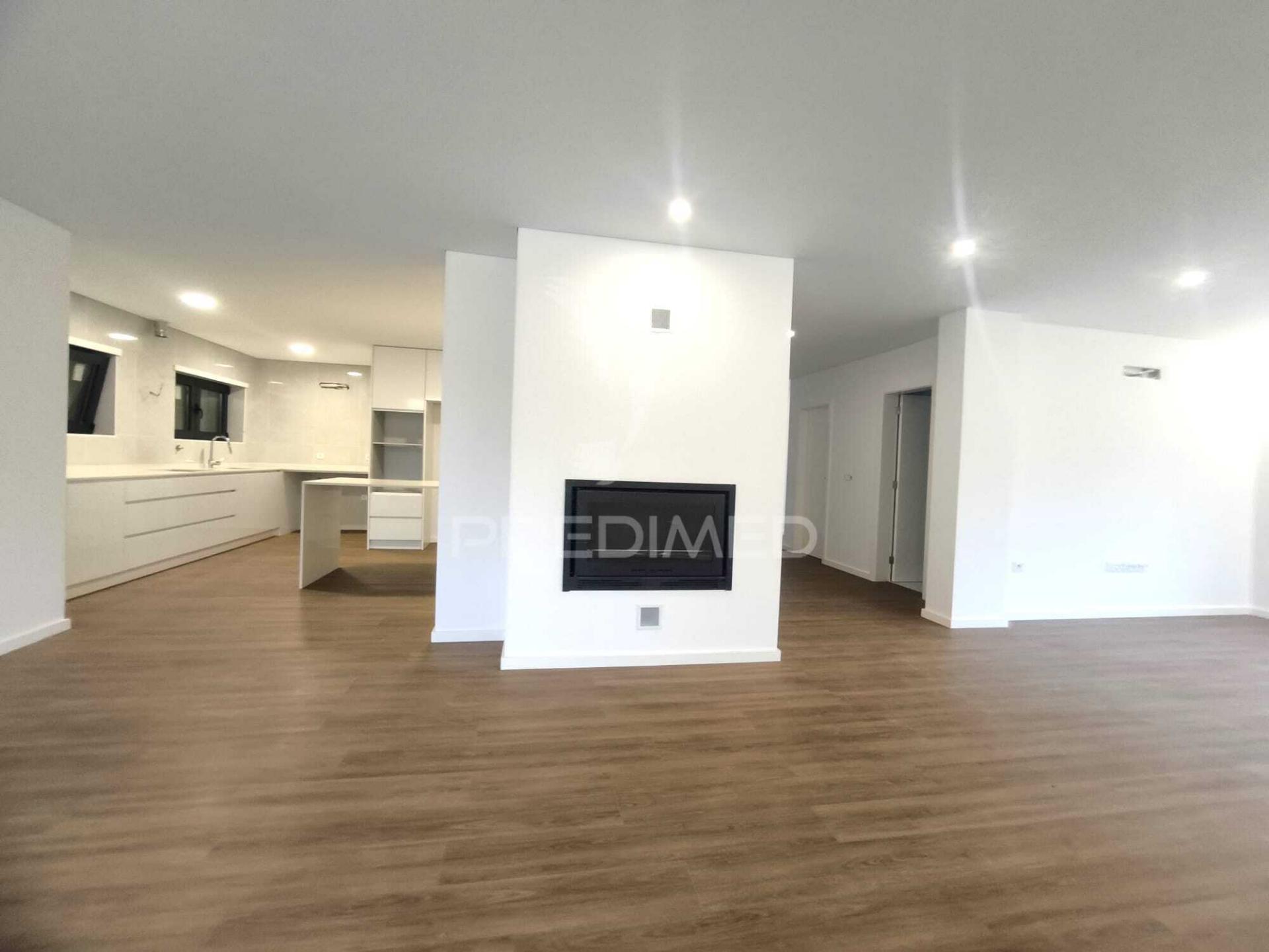 Moradia t4 em são torcato – guimarães