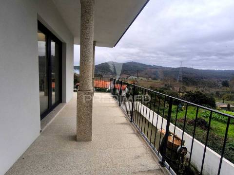 Moradia t4 em são torcato – guimarães