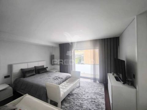 Arrendamento - moradia t3 mobilada e equipada em nogueira, braga