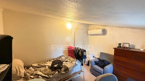 Moradia bi-familiar t6 com 182,50m² em setúbal – excelente oportunidade de investimento ou habitação própria!