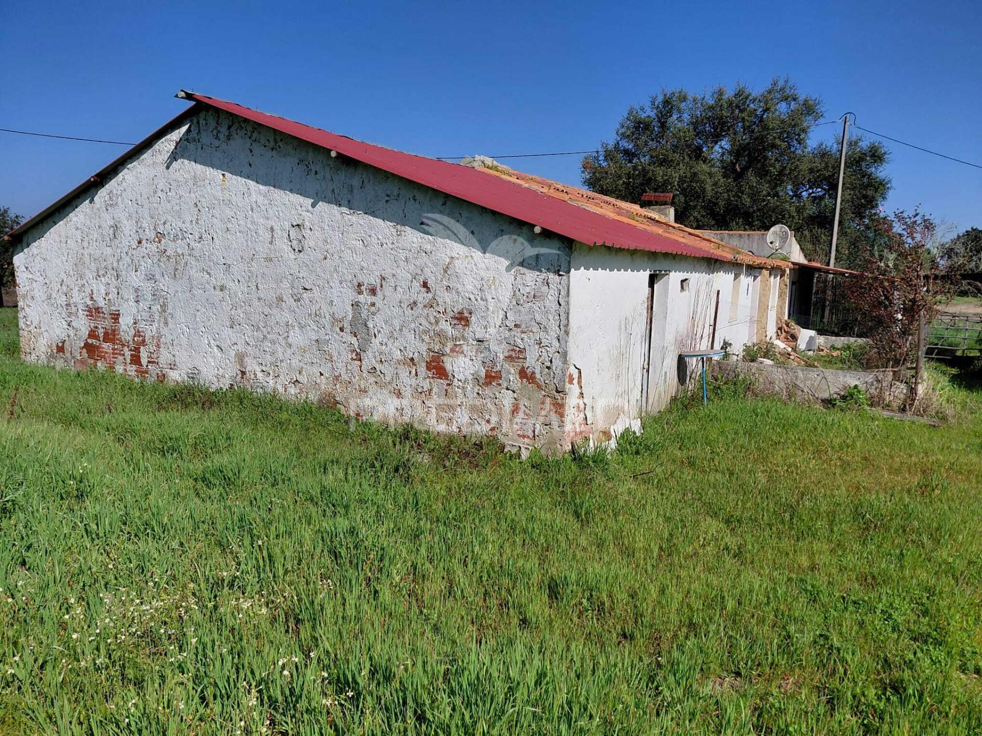 Monte do outeirinho,foros do locário,santiago do cacém.