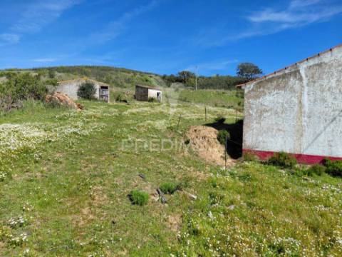 Herdade localizada em sabóia,odemira.