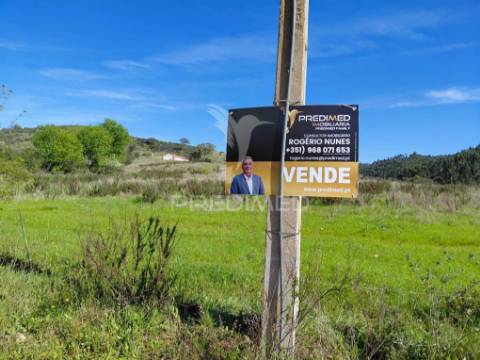 Herdade localizada em sabóia,odemira.