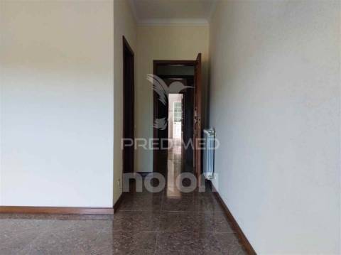 Apartamento t3 amplo na carregosa – oliveira de azeméis