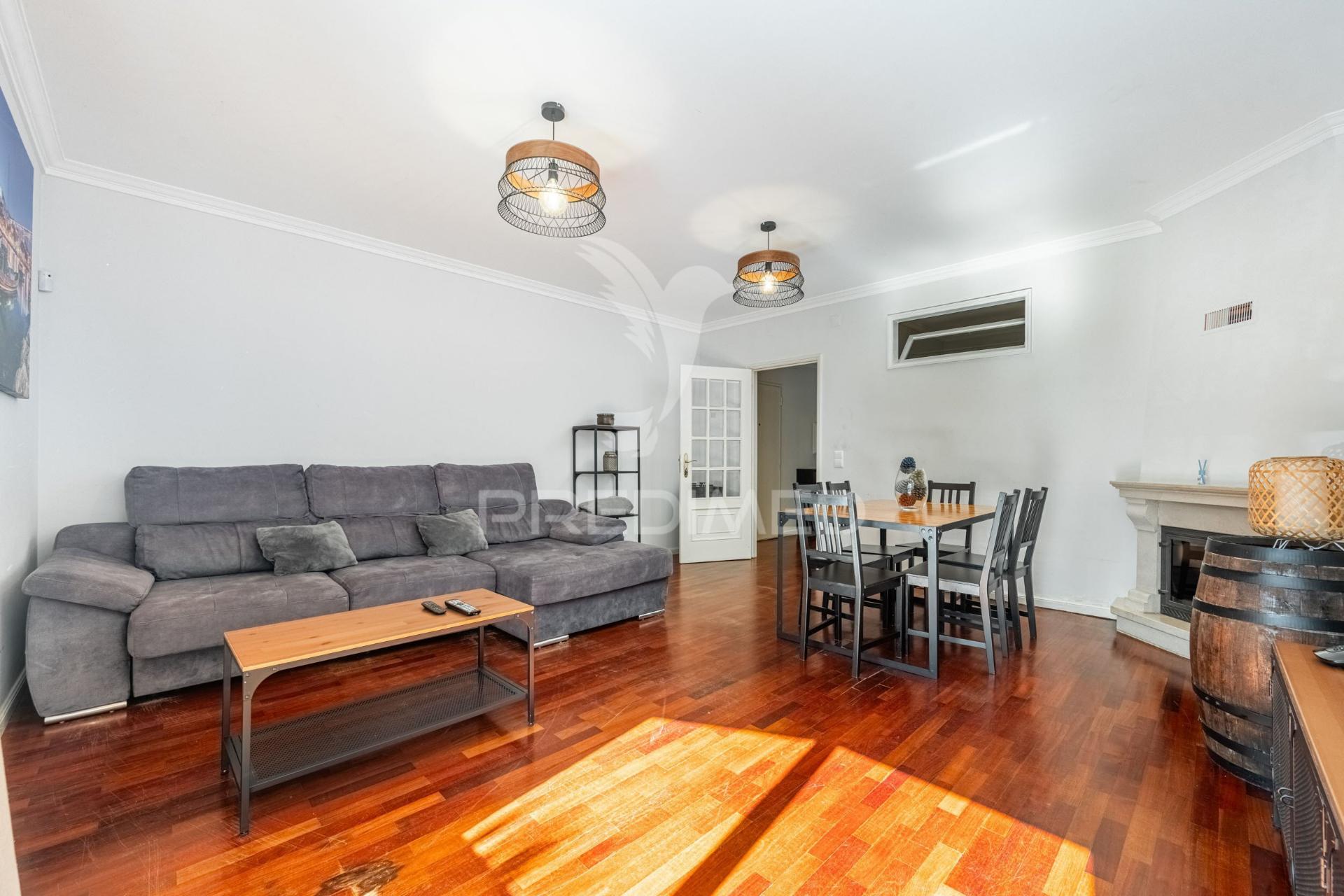 Apartamento t1+1 em gulpilhares