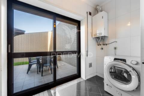 Apartamento t1+1 em gulpilhares