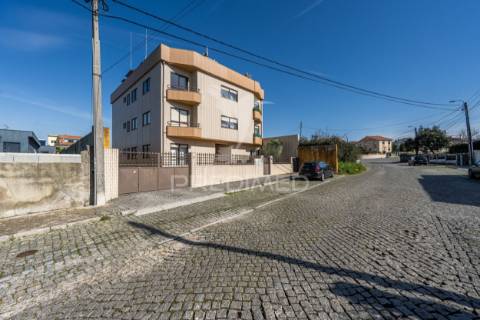 Apartamento t1+1 em gulpilhares