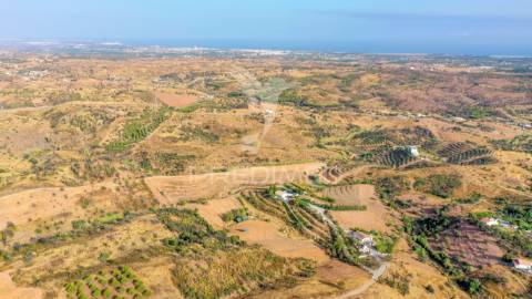 Cabanas de tavira - quinta com uma área de 53253m2