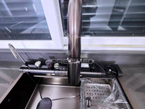 Moradia isolada t3, c/piscina e box, brejo clérigo - azeitão