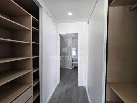 Moradia isolada t3, c/piscina e box, brejo clérigo - azeitão