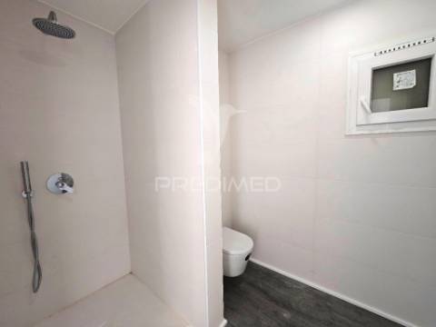 Moradia isolada t3, c/piscina e box, brejo clérigo - azeitão