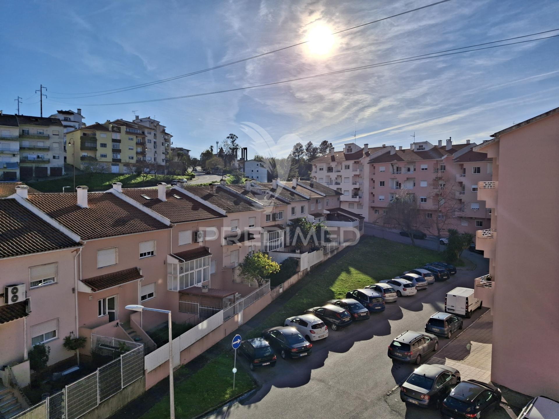 Excelente apartamento t3 com garagem e arrecadação.