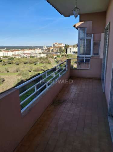 Excelente apartamento t3 com garagem e arrecadação.