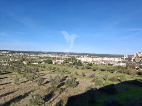 Excelente apartamento t3 com garagem e arrecadação.