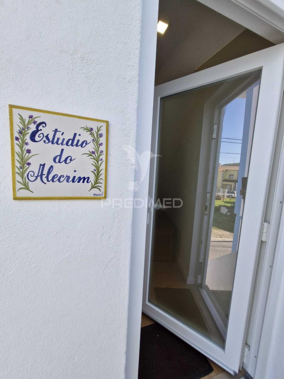 Estúdio situado em óbidos para arrendamento