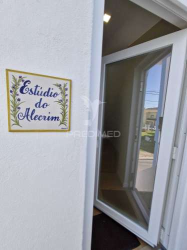 Estúdio situado em óbidos para arrendamento