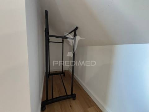 Estúdio situado em óbidos para arrendamento