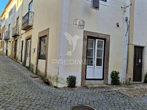 T0 no centro histórico para arrendamento.