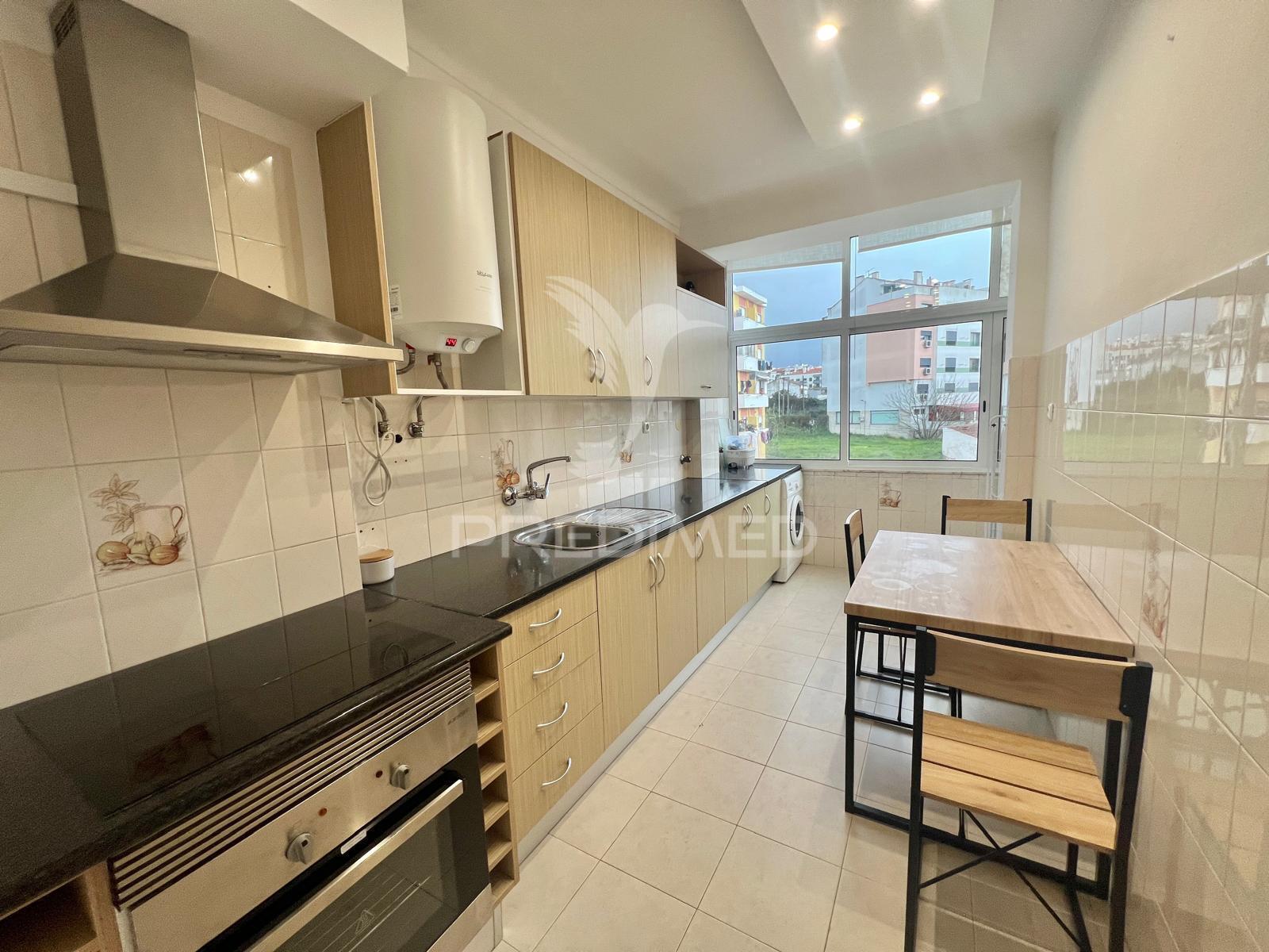 Apartamento t2 remodelado | 1º andar | alto do seixalinho - barreiro