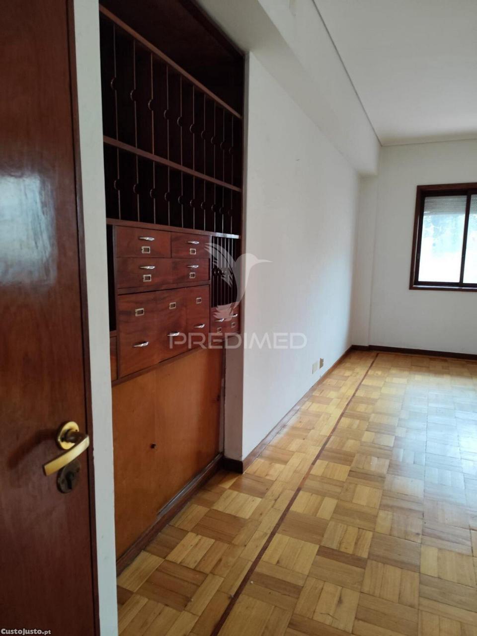 Escritório na baixa do porto