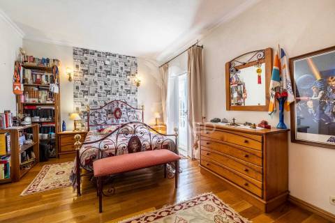 Moradia de excelência com 4 suítes + 2 quartos