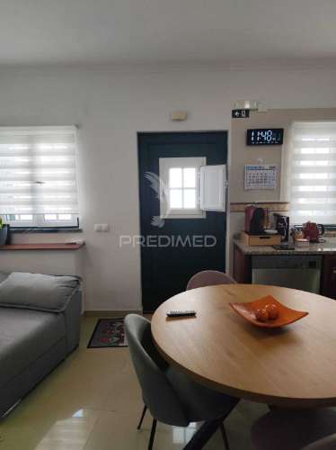 Vende se moradia como nova t1 com  90m2  alvito/beja