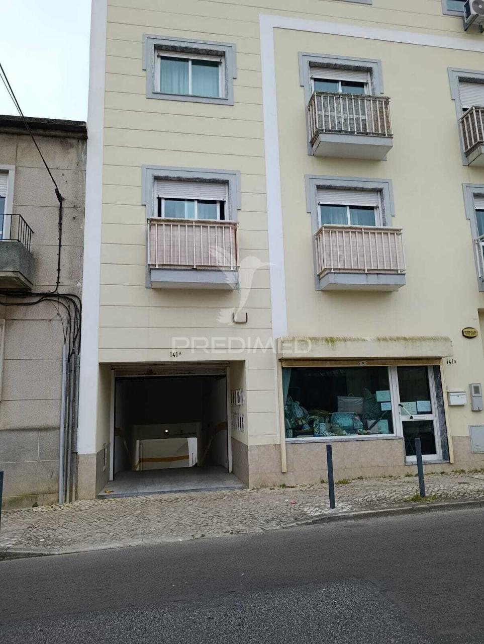 Arrenda se garagem setúbal