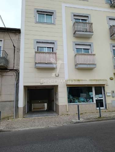 Arrenda se garagem setúbal