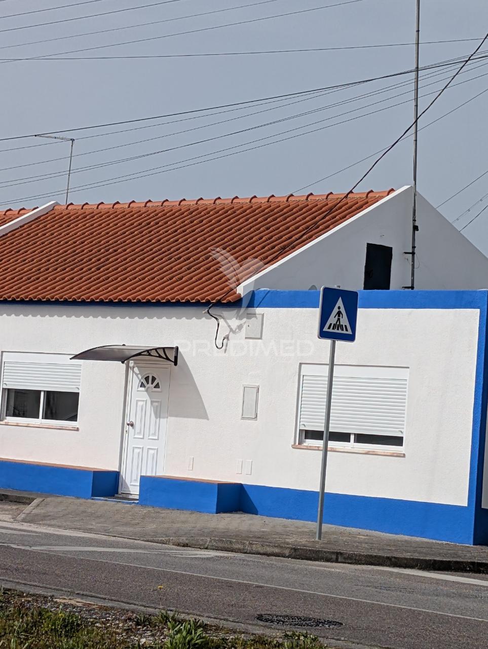 Moradia t2 em voruche