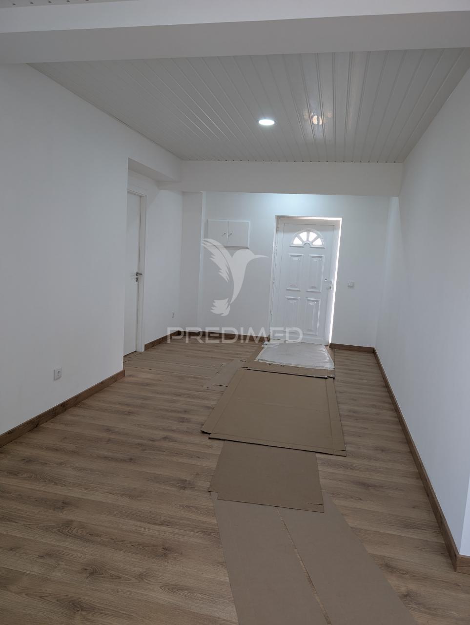 Moradia t2 em voruche