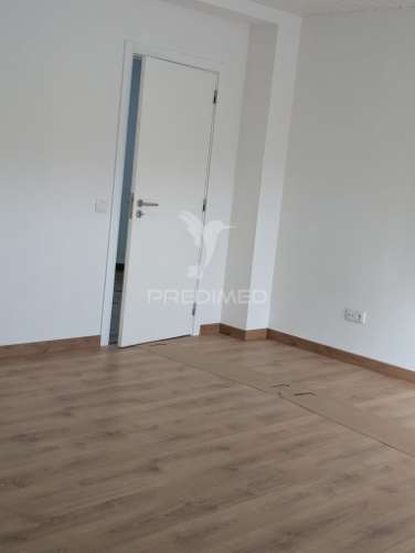 Moradia t2 em voruche