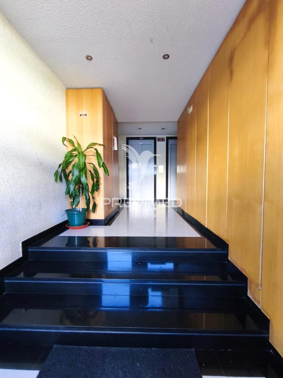 Fantástico t3 em rio de mouro