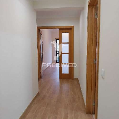 Fantástico t3 em rio de mouro