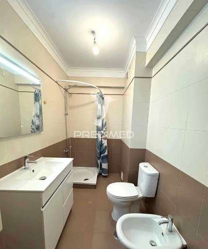 Fantástico t3 em rio de mouro