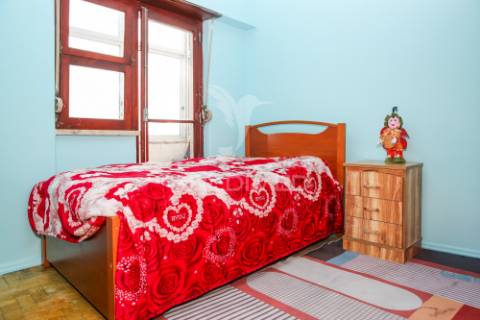 Apartamento t3 em camarate