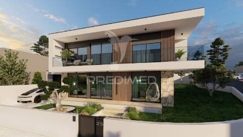 Lote para construção com projeto