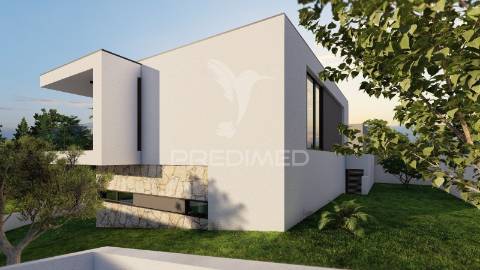 Lote para construção com projeto