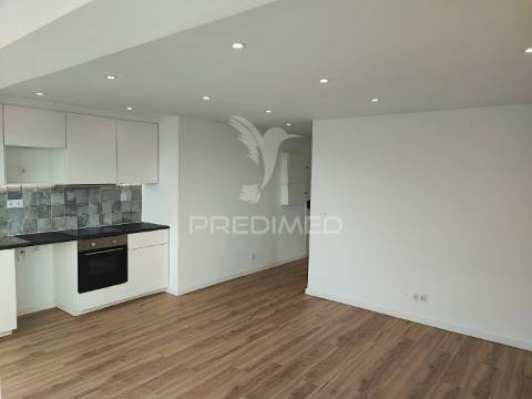 Apartamento t2 em camarate