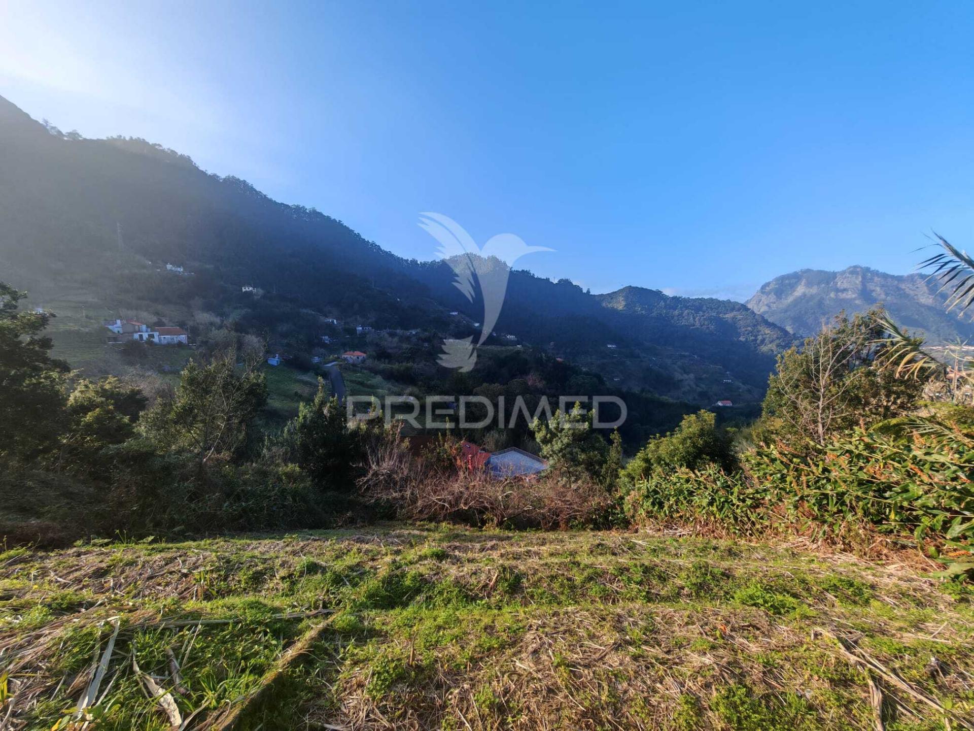 Terreno com 630m2 em porto da cruz para construção