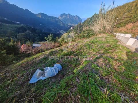 Terreno com 630m2 em porto da cruz para construção