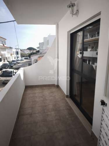Albufeira - apartamento com 102 m² a 1km da praia