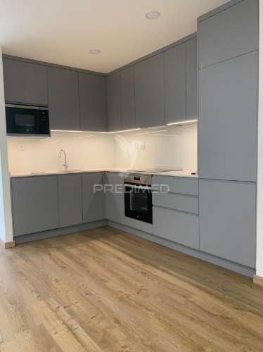 Apartamento t2 no coração do porto – totalmente remodelado