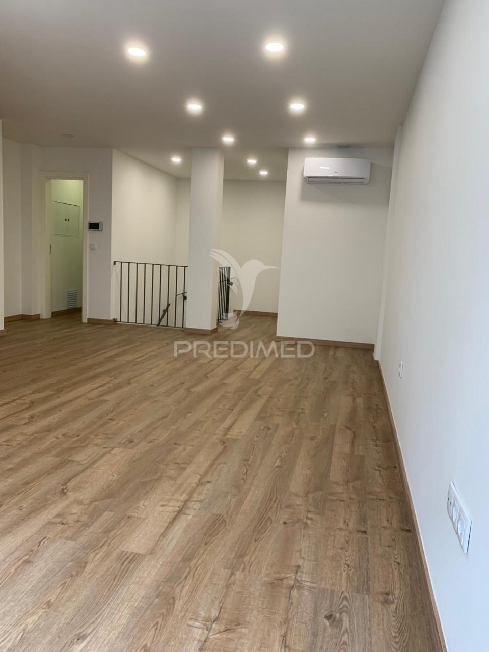 Apartamento t2 no coração do porto – totalmente remodelado