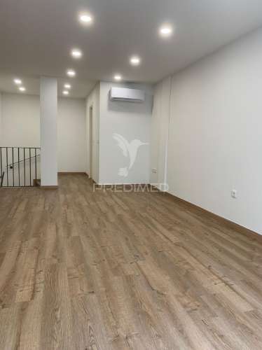 Apartamento t2 no coração do porto – totalmente remodelado