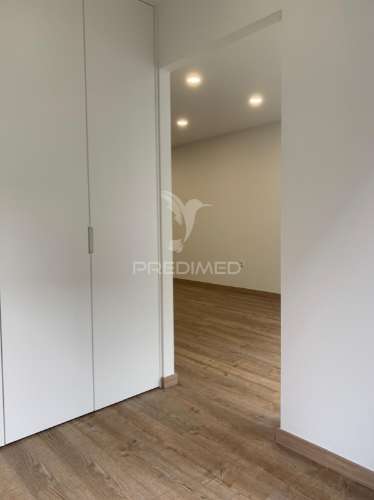 Apartamento t2 no coração do porto – totalmente remodelado