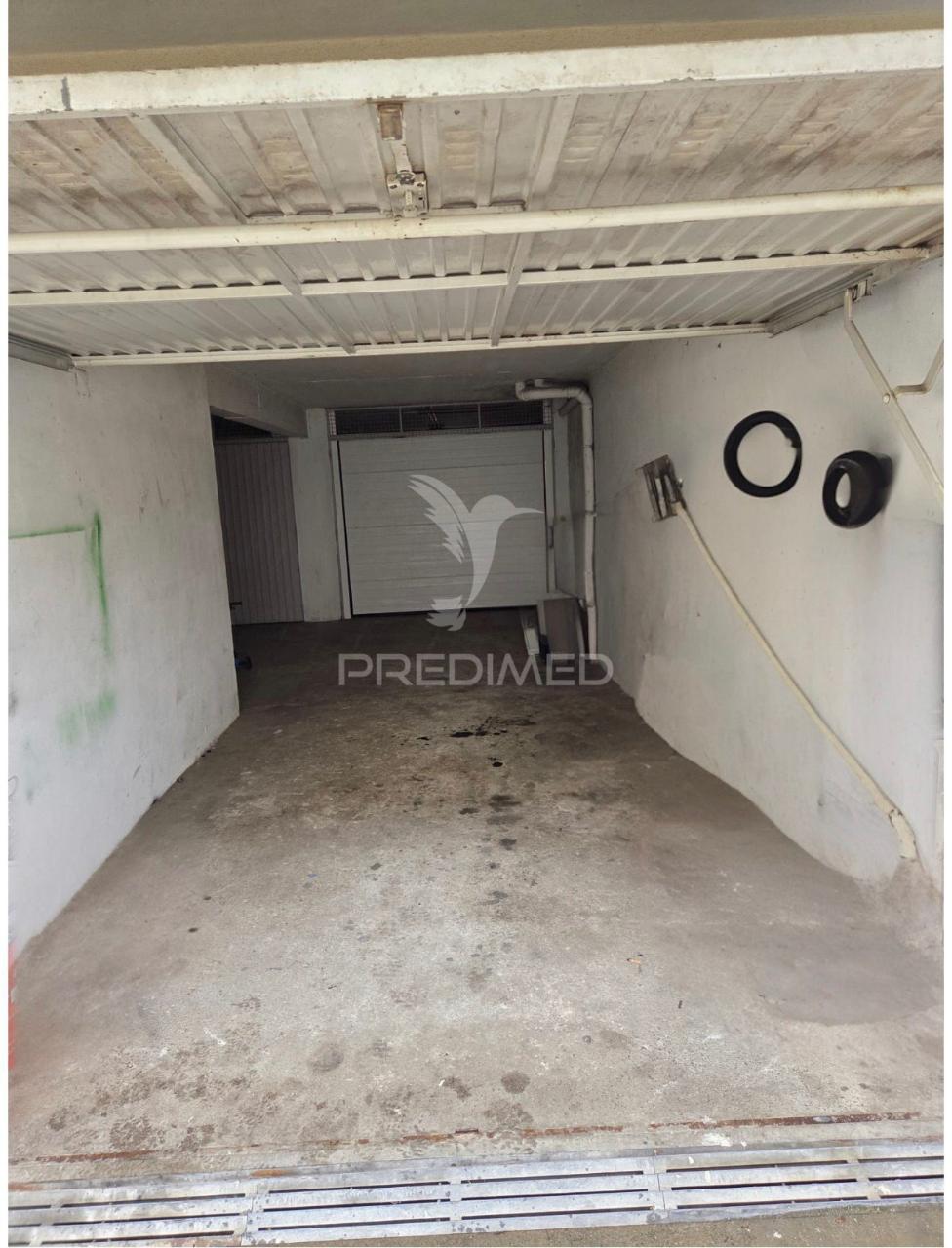 Disponível para venda garagem no entroncamento