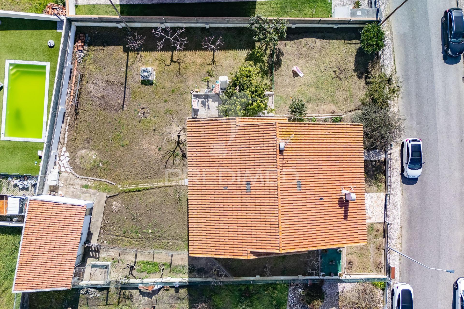 Moradia t3 + 3 em arruda dos vinhos