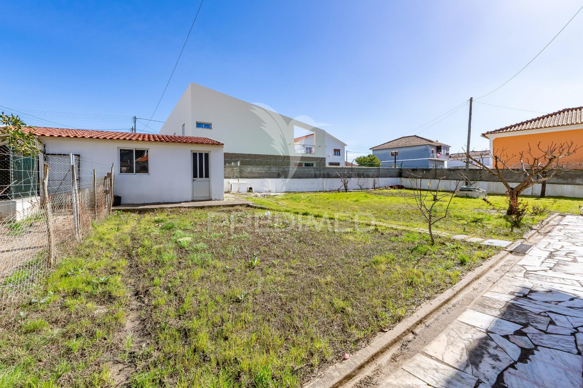 Moradia t3 + 3 em arruda dos vinhos